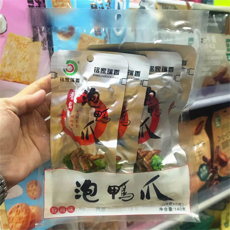 Small Pack Pickled Duck Feet, Spicy Flavor, 140g