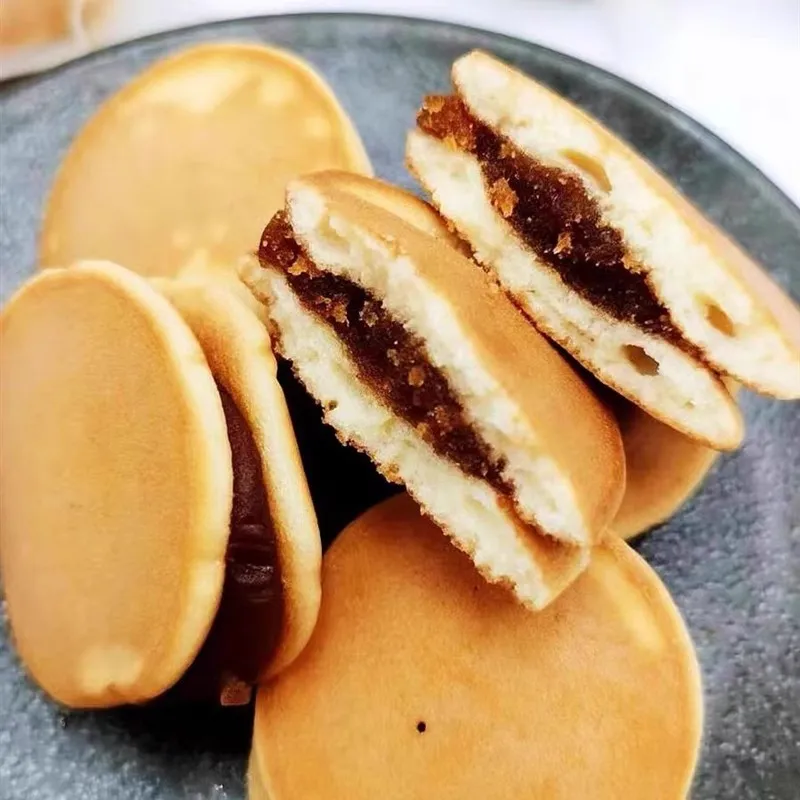 New Taro and Red Bean Dorayaki Breakfast Buns, Small Bread Cakes, Pastries, Afternoon Tea Snacks Detail image5