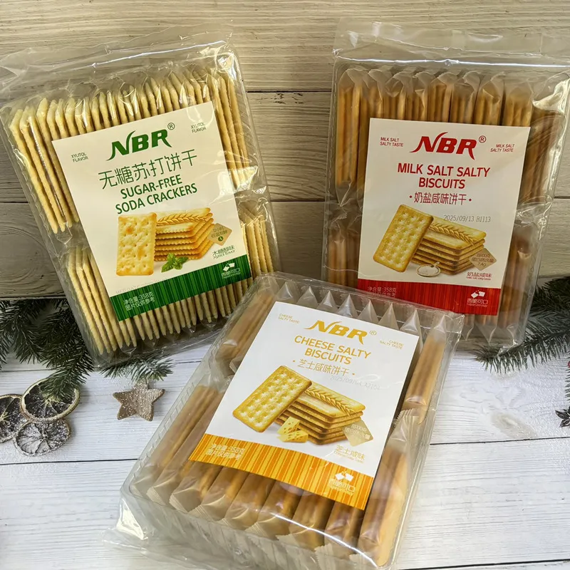 Zhongxing Milk Salt Xylitol Soda Crackers 358g Bagged Salty Crackers, No Added Sucrose Detail image1