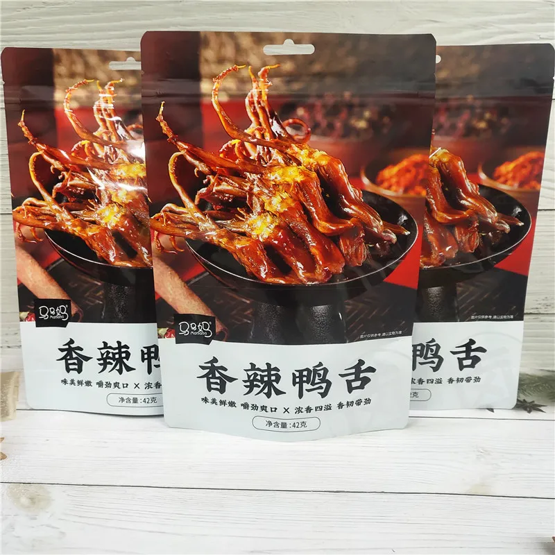 Mamama 120 Years of Flavor Spicy Braised Duck Tongue Ready-to-Eat Casual Snack for Parties Detail image5
